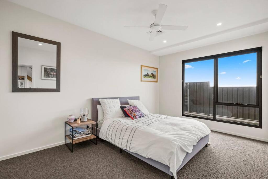 Photo of Bedroom in Kingston Beach
