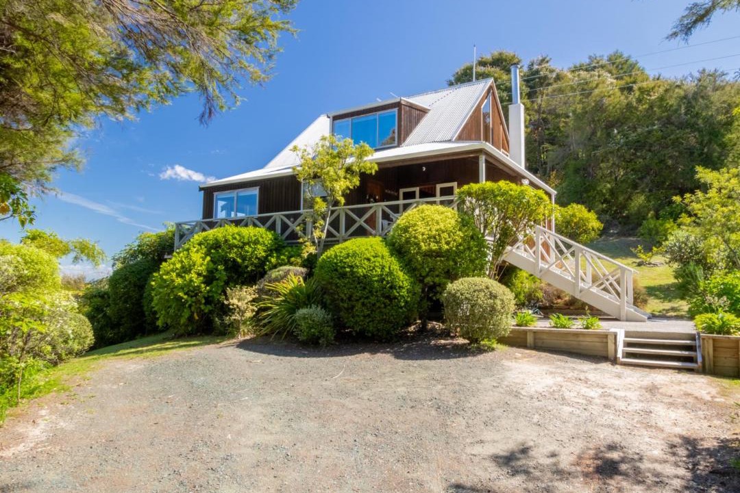 Photo of Others in Ngaio Bay