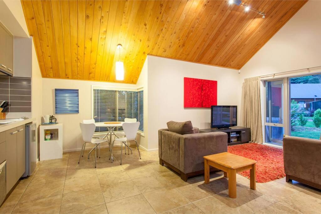 Photo of Others in Lake Okareka