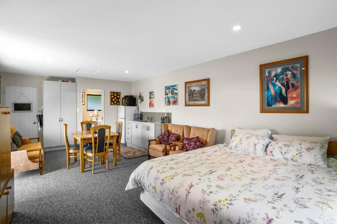 Photo of Bedroom in Waikuku Beach