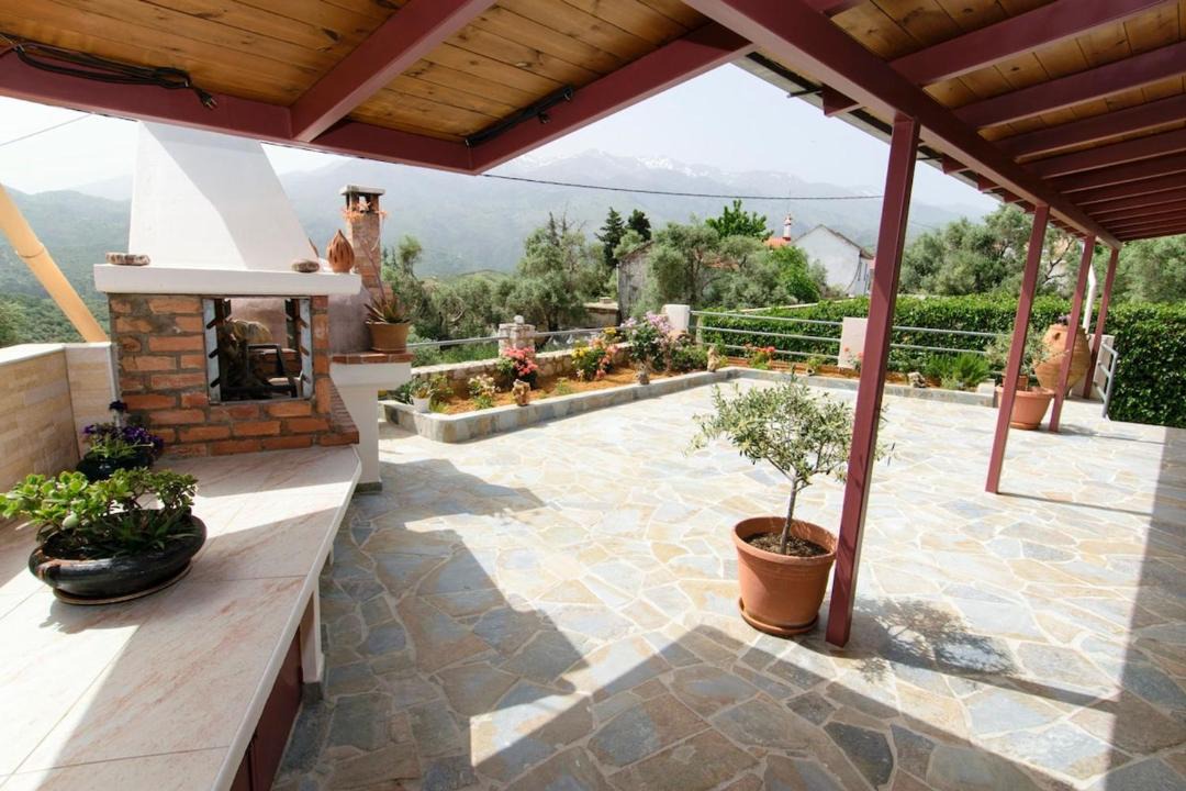 Photo of Patio Balcony in Loulos