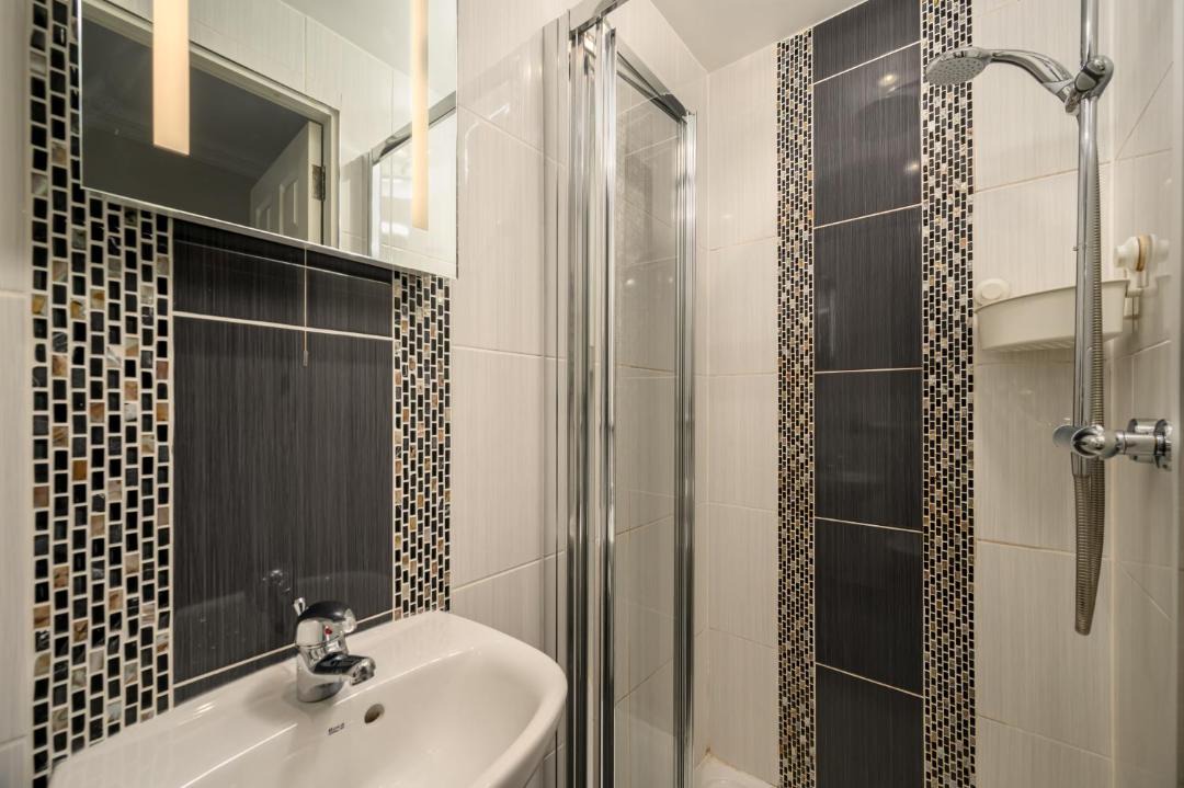 Photo of Bathroom in Tollcross