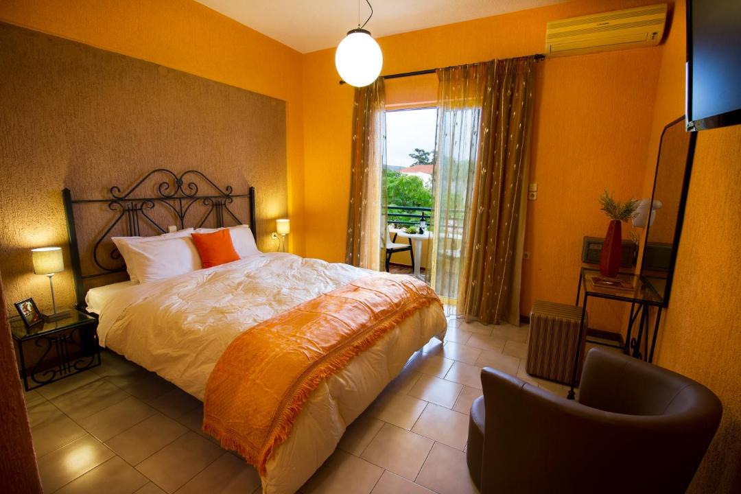 Photo of Others in Tavronitis