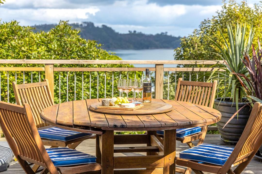 Photo of Patio Balcony in Onetangi