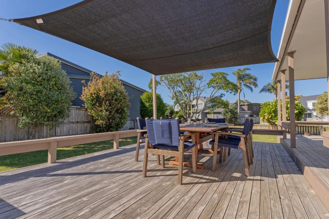 Photo of Patio Balcony in Cooks Beach