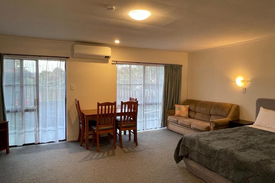 Photo of Bedroom in Woodhill