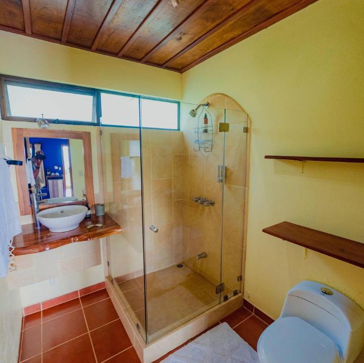 Photo of Bathroom in Naranjos Agrios