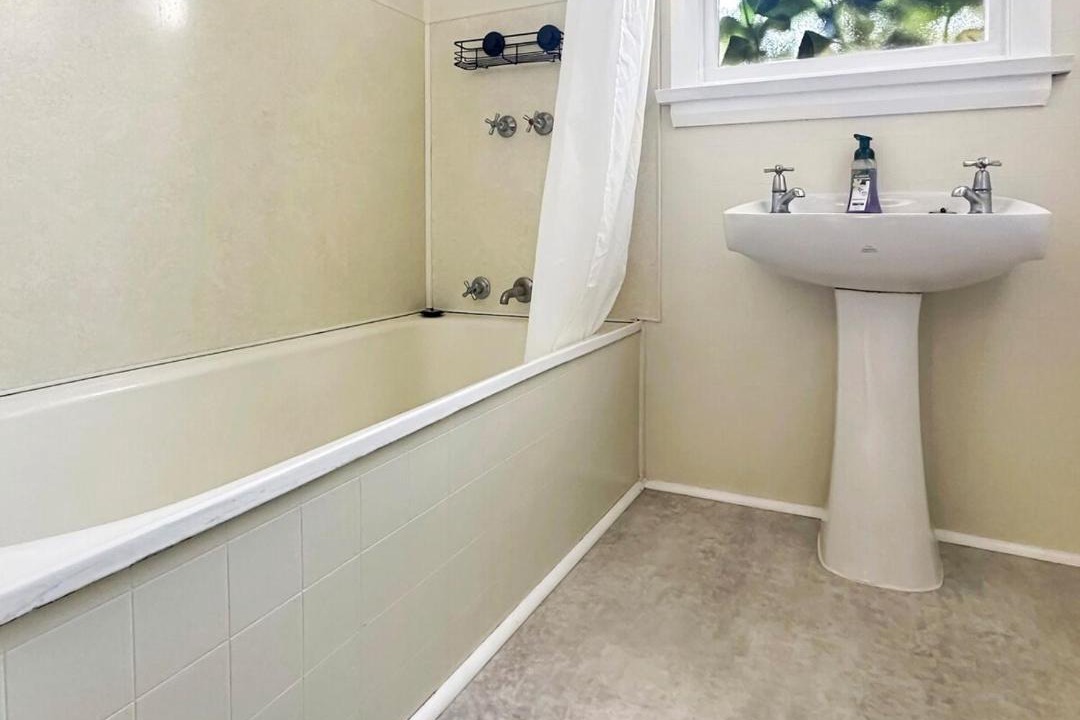 Photo of Bathroom in Scamander