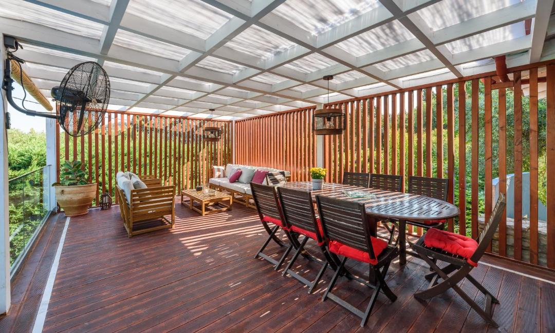 Photo of Patio Balcony in Elia