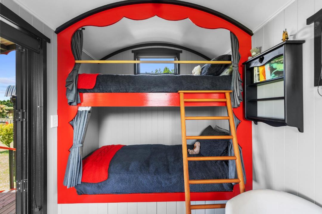 Photo of Bedroom in Onaero