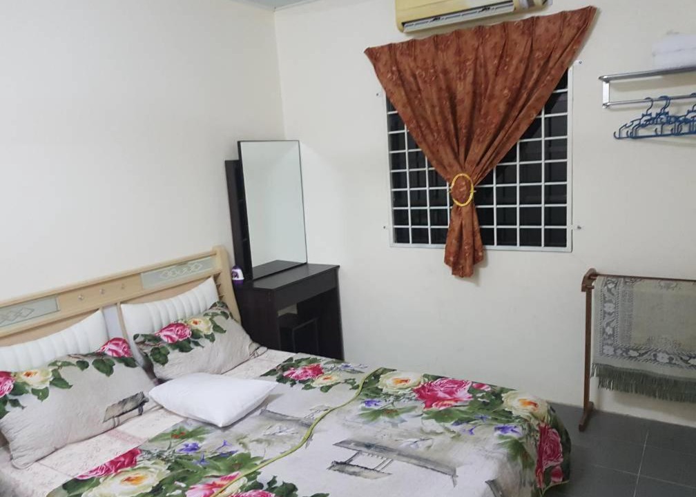 Photo of Bedroom in Merbau Sempak