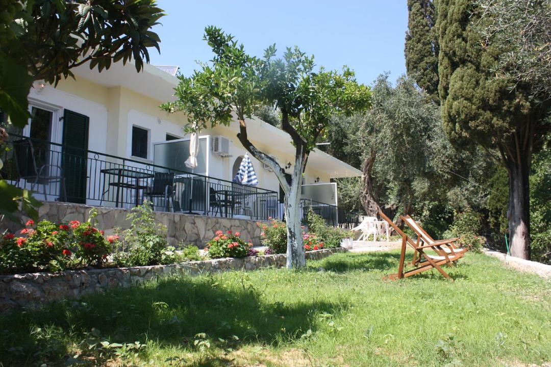 Photo of Others in Lakones