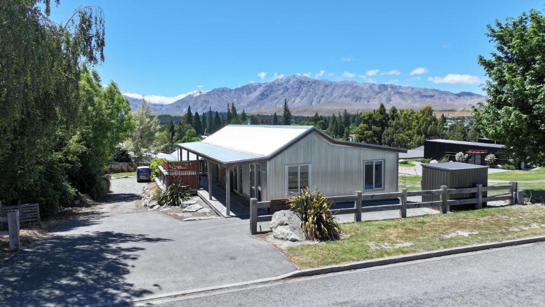 Photo of Others in Lake Tekapo