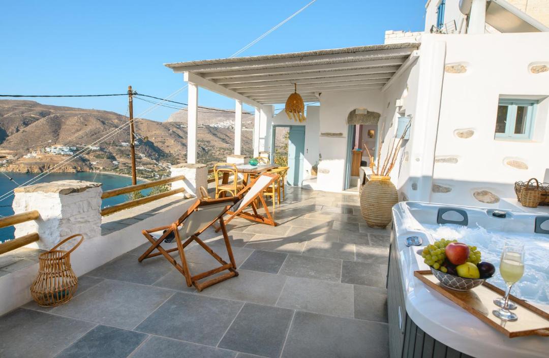 Photo of Patio Balcony in Aegiali