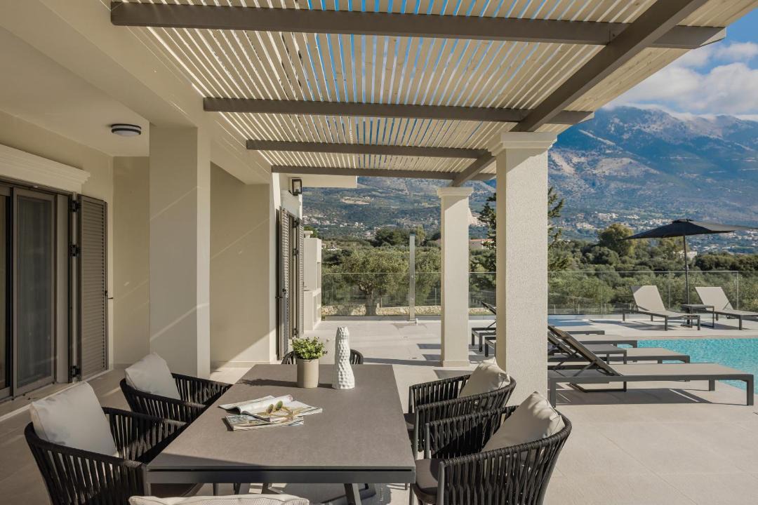 Photo of Patio Balcony in Karavados