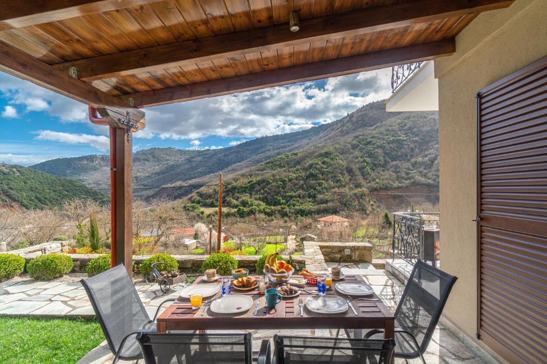 Photo of Patio Balcony in Terpsithea