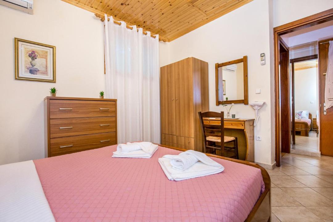 Photo of Bedroom in Aliki
