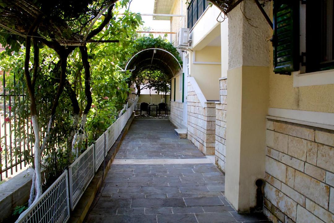 Photo of Others in Arta