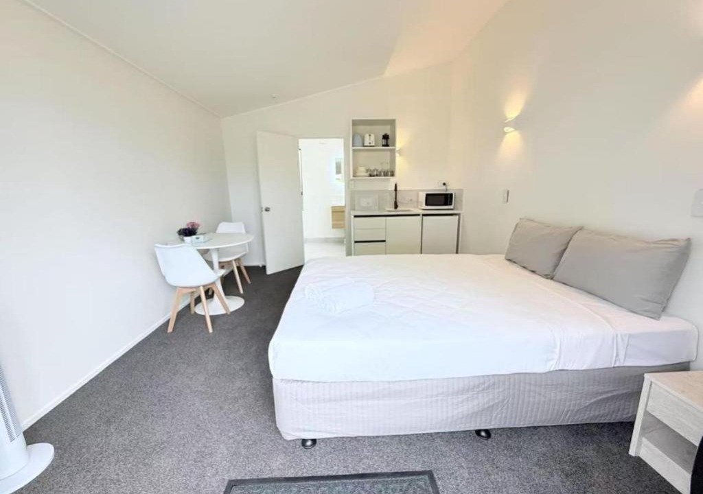 Photo of Bedroom in Fenton Street