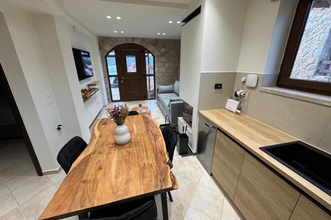 Photo of Kitchen in Distomo-Arachova-Antikyra