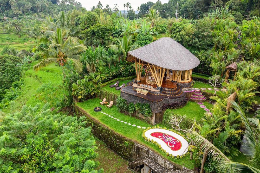 Photo of Others in Selat