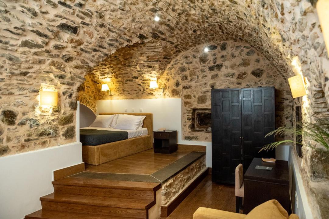 Photo of Others in Mesta