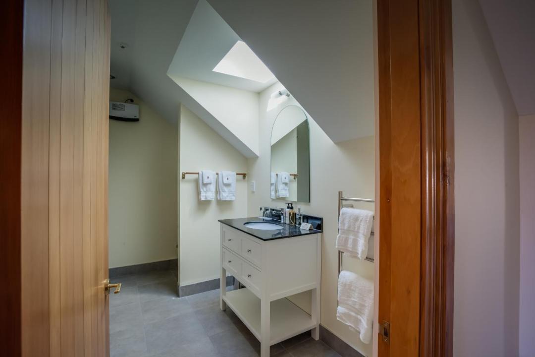 Photo of Bathroom in Oamaru