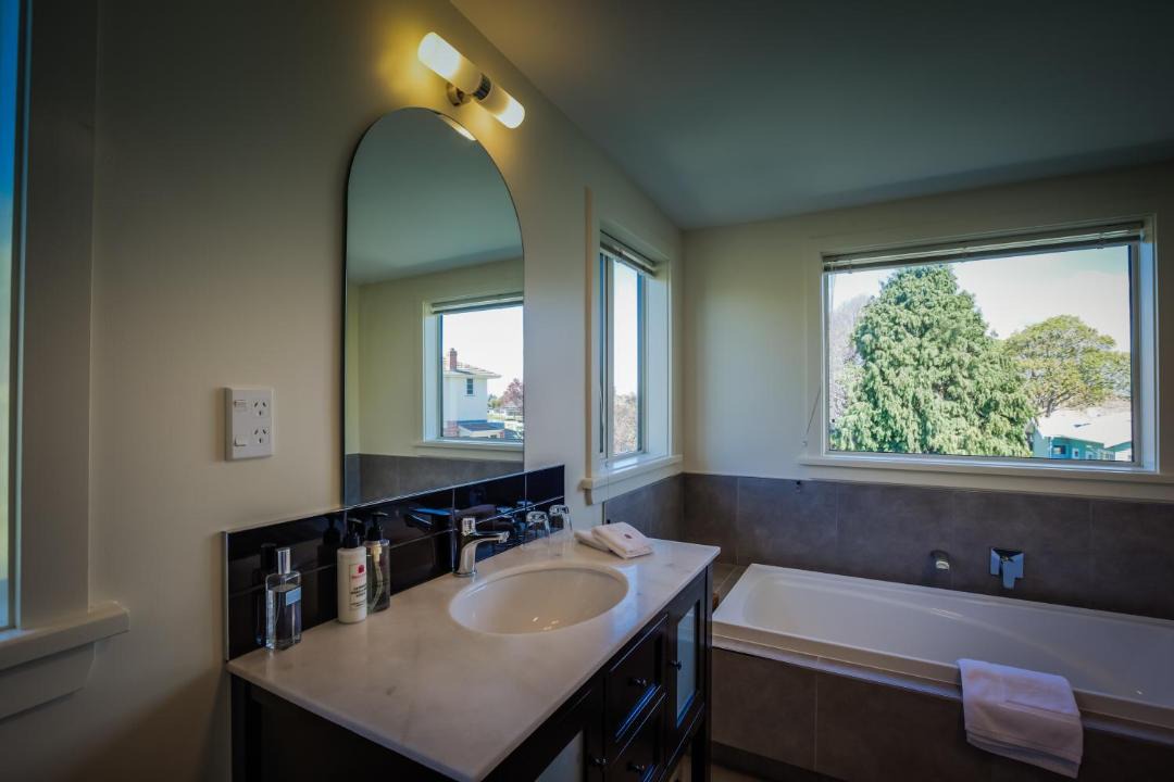 Photo of Bathroom in Oamaru