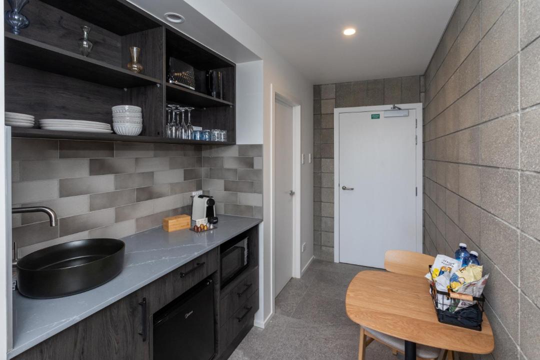 Photo of Others in Ponsonby