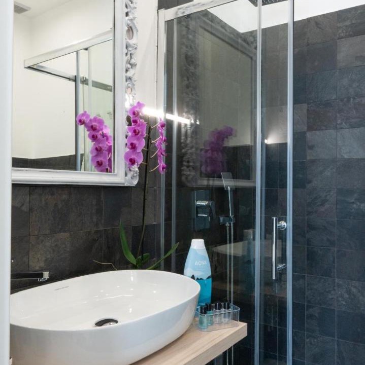 Photo of Others in Syracuse