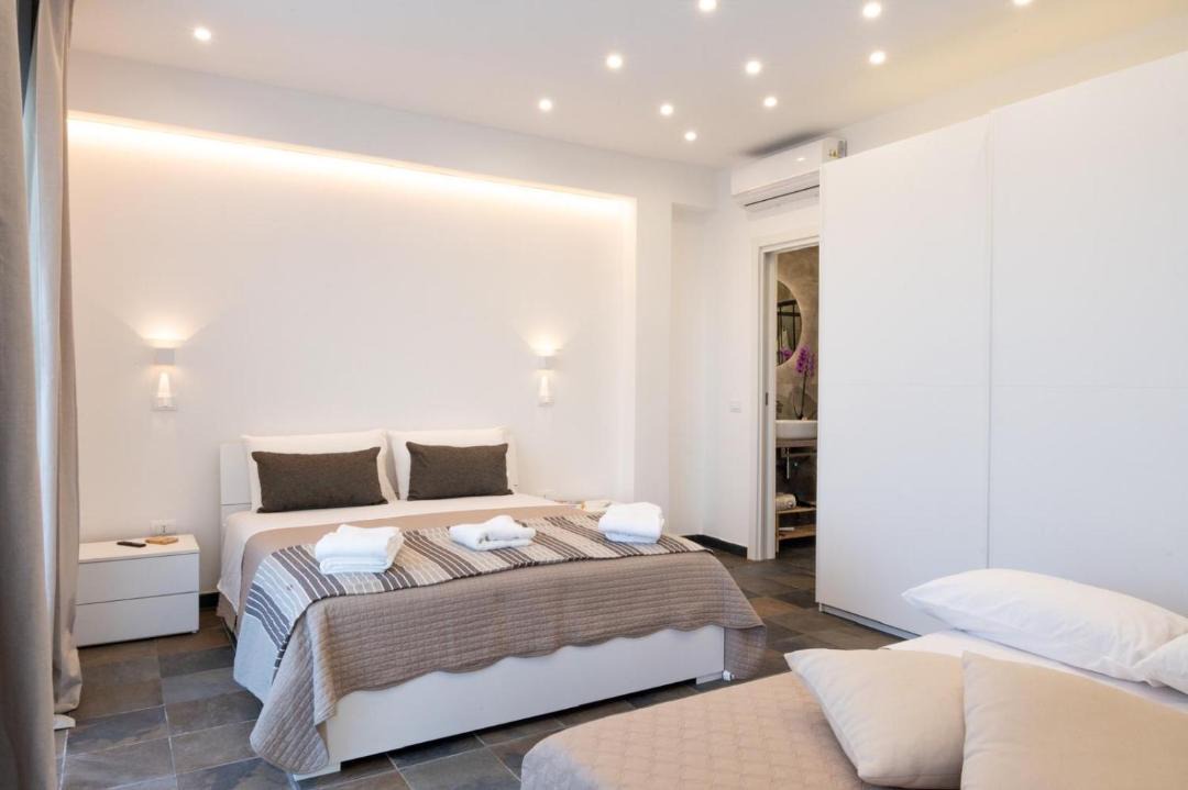 Photo of Others in Syracuse