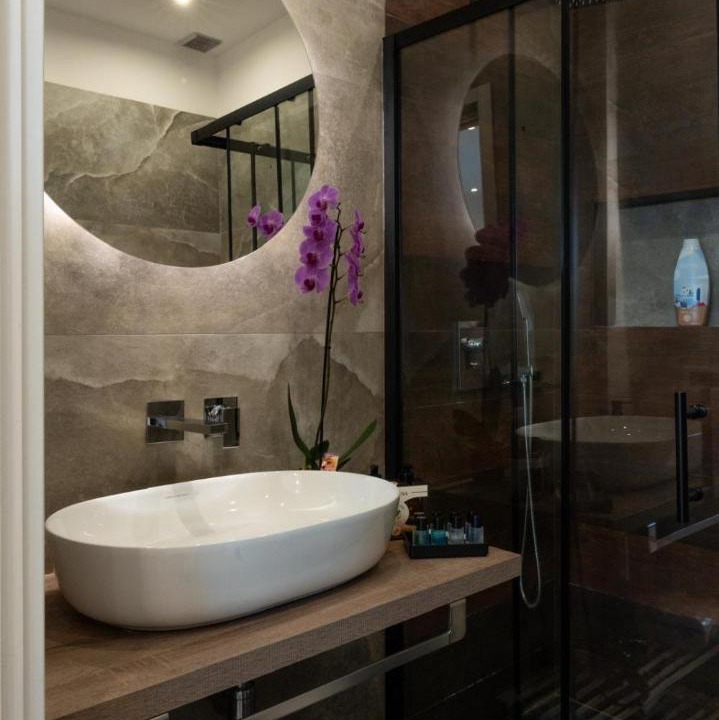 Photo of Others in Syracuse