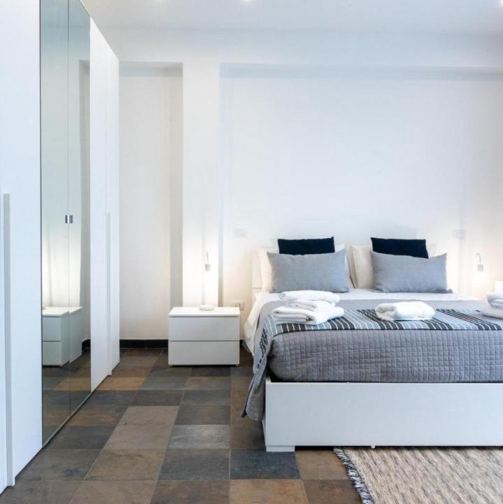 Photo of Others in Syracuse