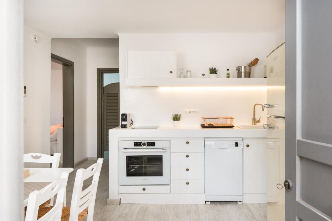 Photo of Others in Milos