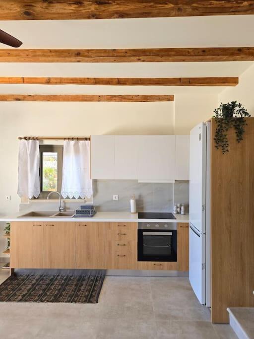 Photo of Kitchen in Agia Roumeli