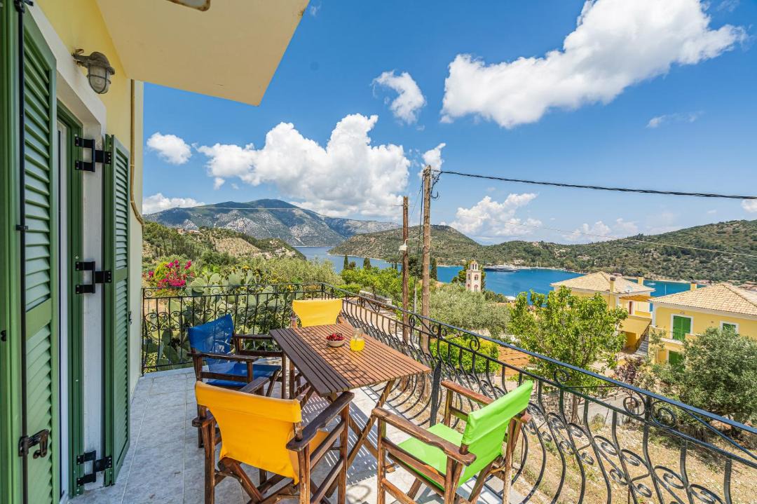Photo of Patio Balcony in Vathy