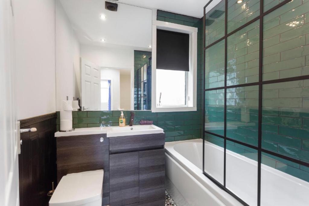 Photo of Bathroom in Niddrie