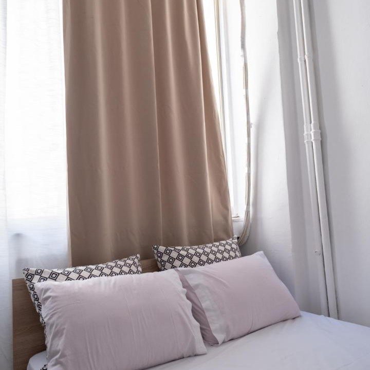 Photo of Bedroom in Drama