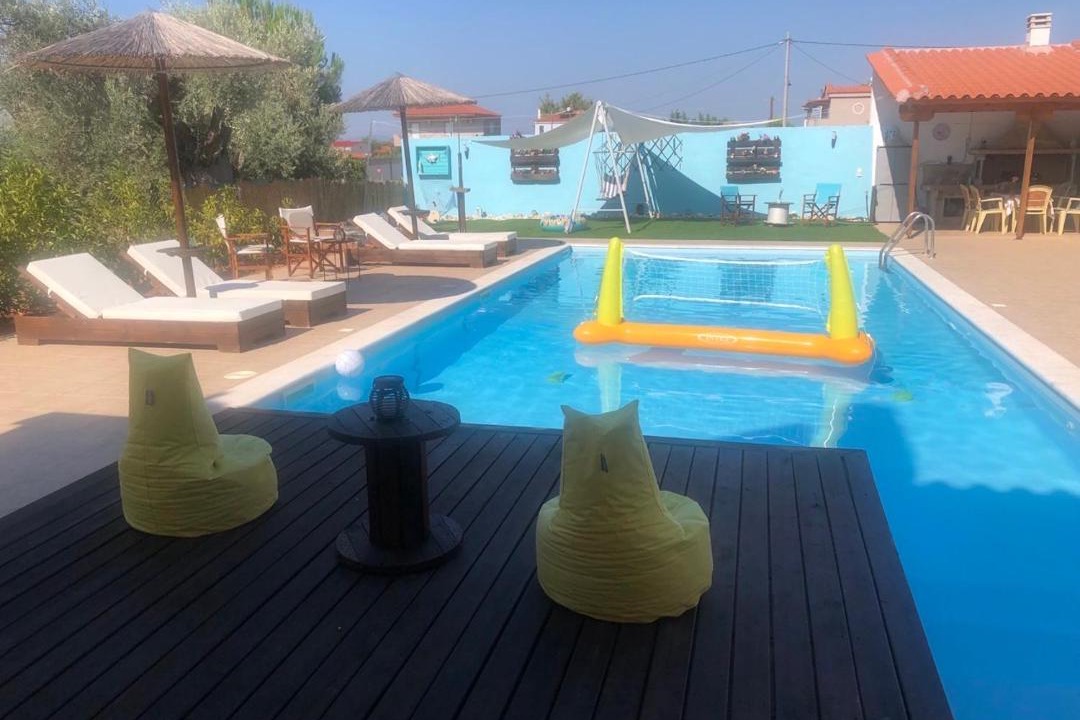 Photo of Others in Eretria