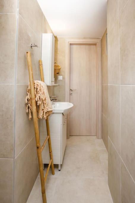 Photo of Bathroom in Analipsi