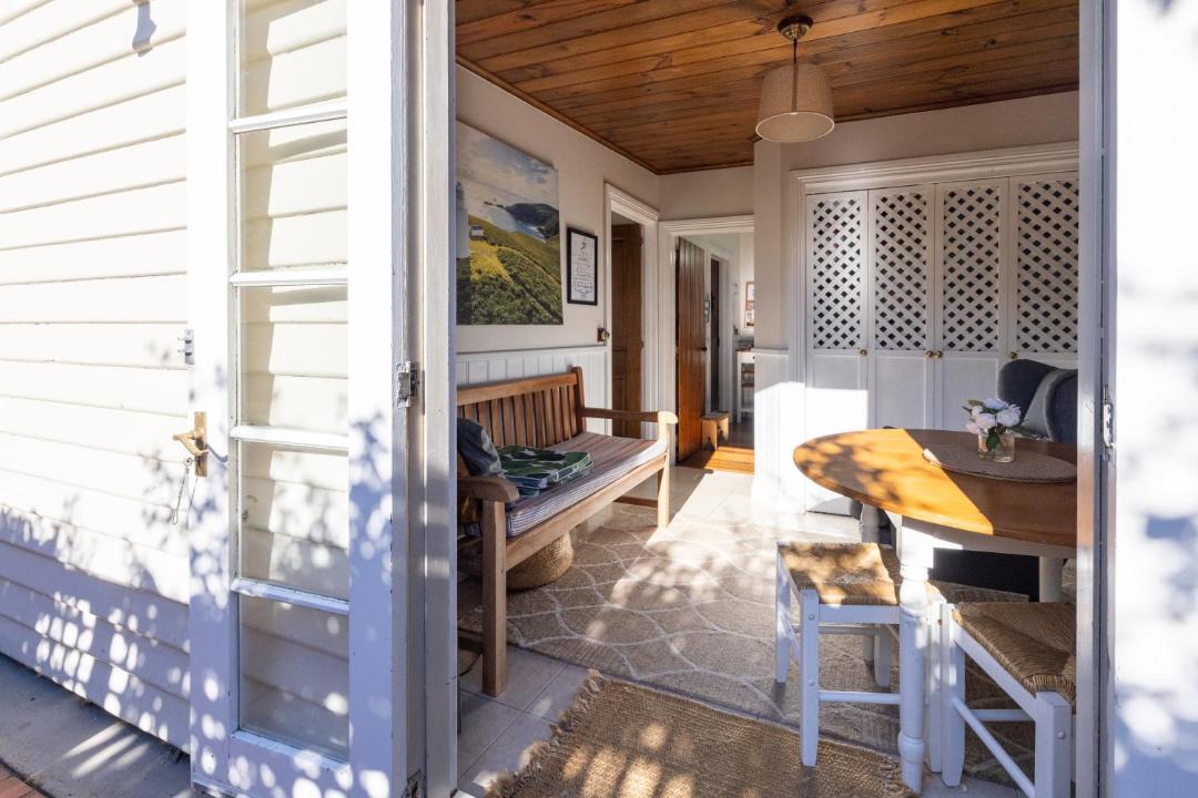 Photo of Livingroom in Devonport