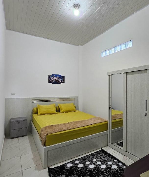 Photo of Bedroom in Meulaboh