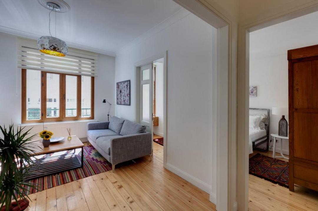 Photo of Others in Cumhuriyet