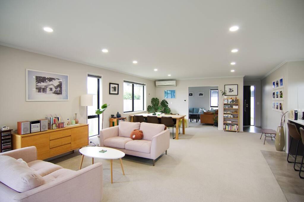 Photo of Others in Hamilton