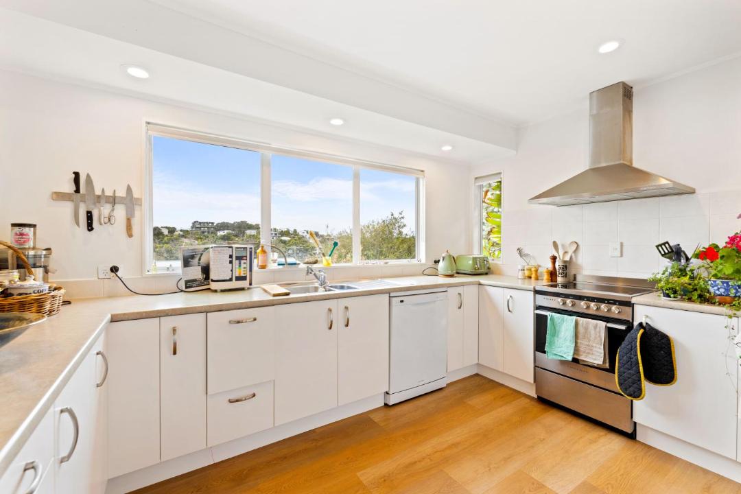 Photo of Kitchen in Stanmore Bay