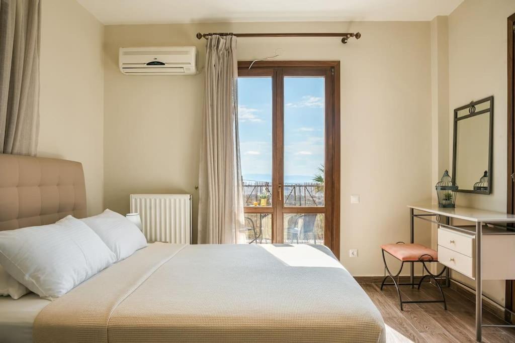 Photo of Bedroom in Leivathos