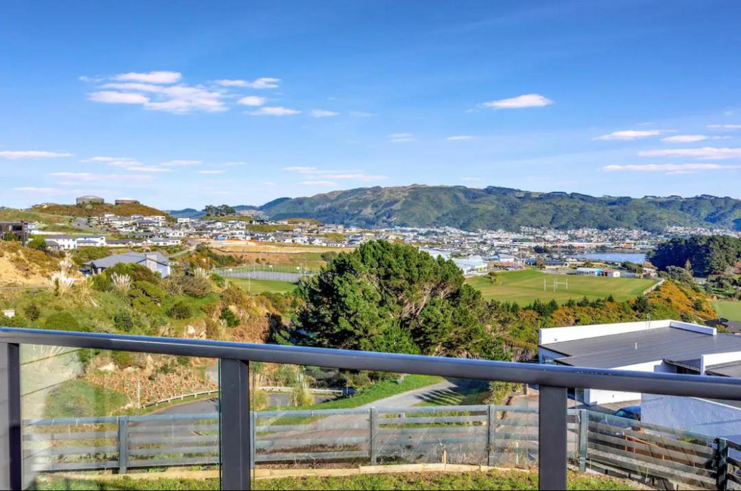 Photo of Others in Aotea