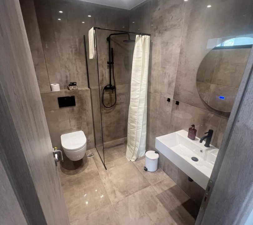 Photo of Bathroom in Kamarina