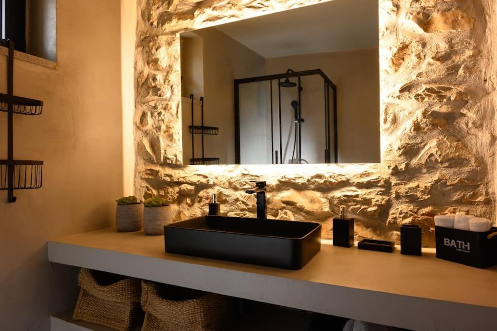 Photo of Bathroom in Kounelion