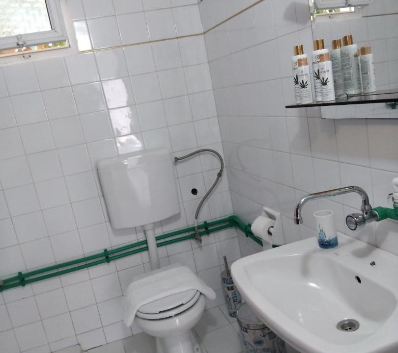 Photo of Bathroom in Topeiros